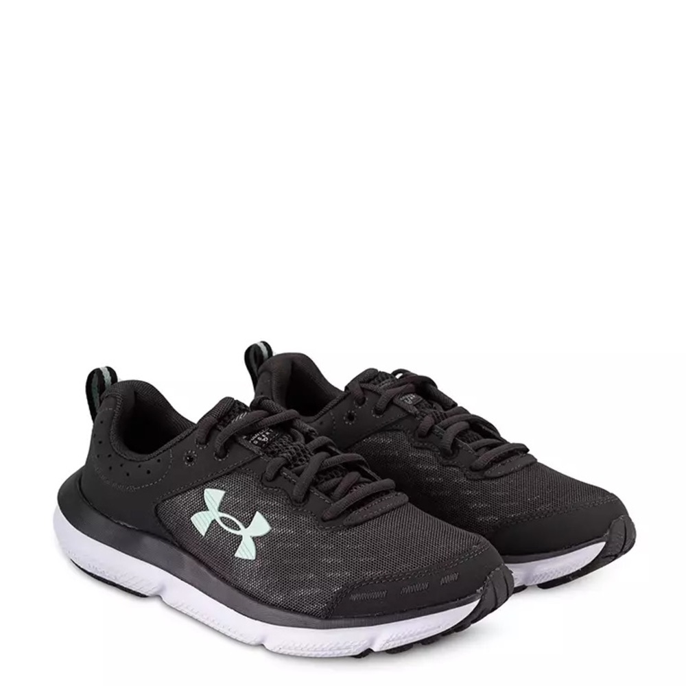 Under armor charged assert 10 deluxe comfort system size 9.5 NEW
